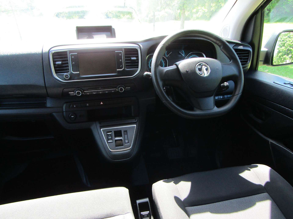 
								Vauxhall Vivaro full									