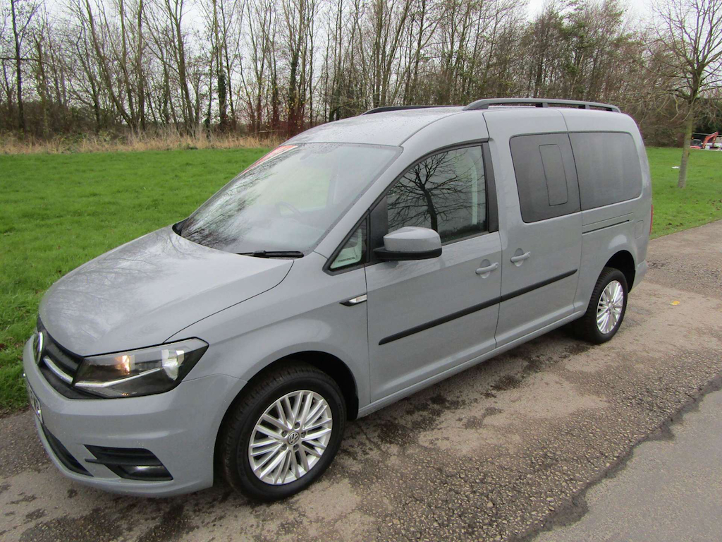 
								Volkswagen Caddy Maxi Life full									