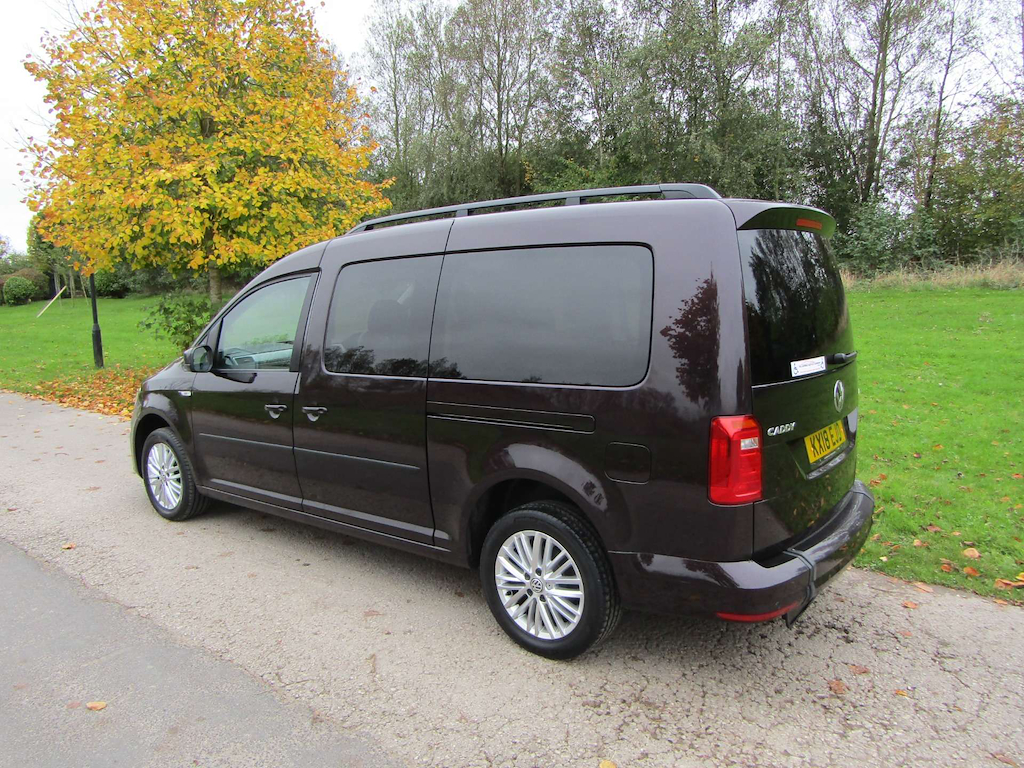 
								Volkswagen Caddy Maxi Life full									