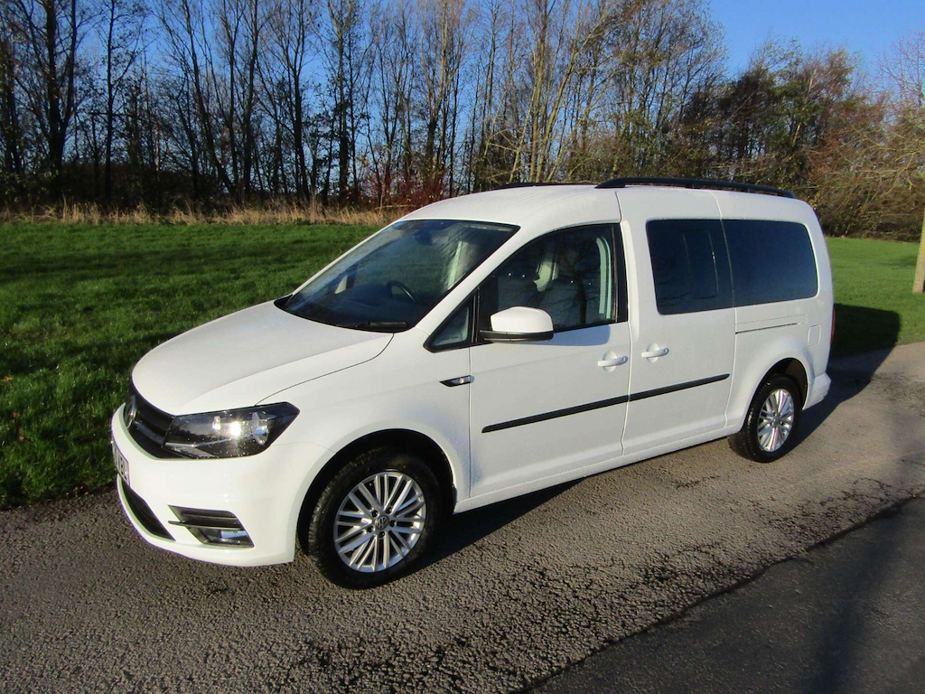 
								Volkswagen Caddy Maxi Life full									