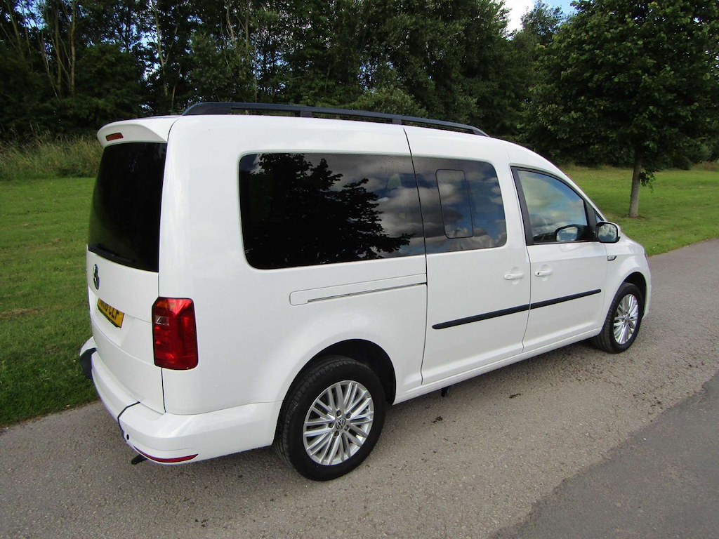 
								Volkswagen Caddy Maxi Life full									