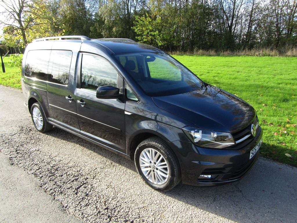 
								Volkswagen Caddy Maxi Life full									
