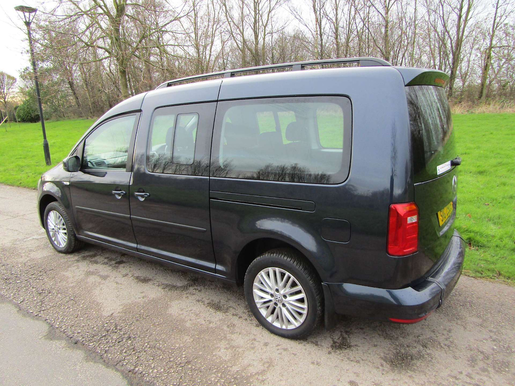 
								Volkswagen Caddy Maxi Life full									