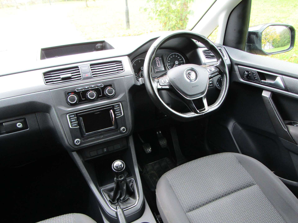 
								Volkswagen Caddy Maxi Life full									