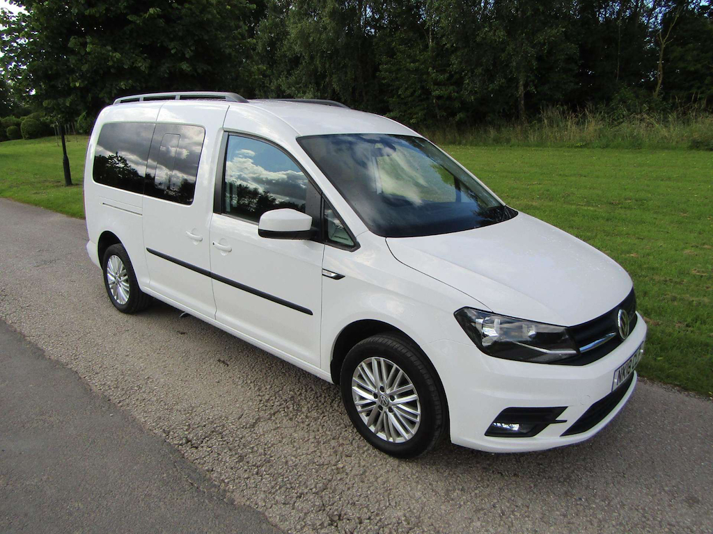 
								Volkswagen Caddy Maxi Life full									