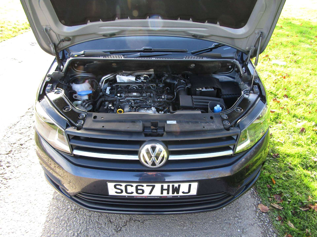 
								Volkswagen Caddy Maxi Life full									
