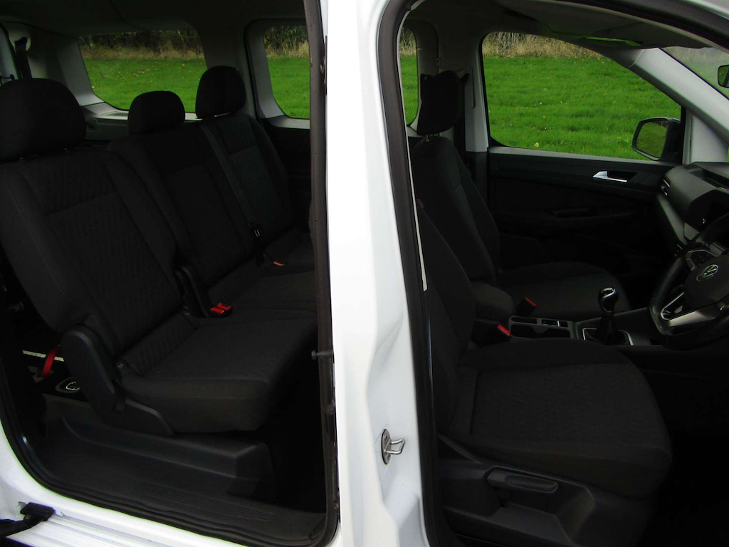 
								Volkswagen Caddy Maxi Life full									