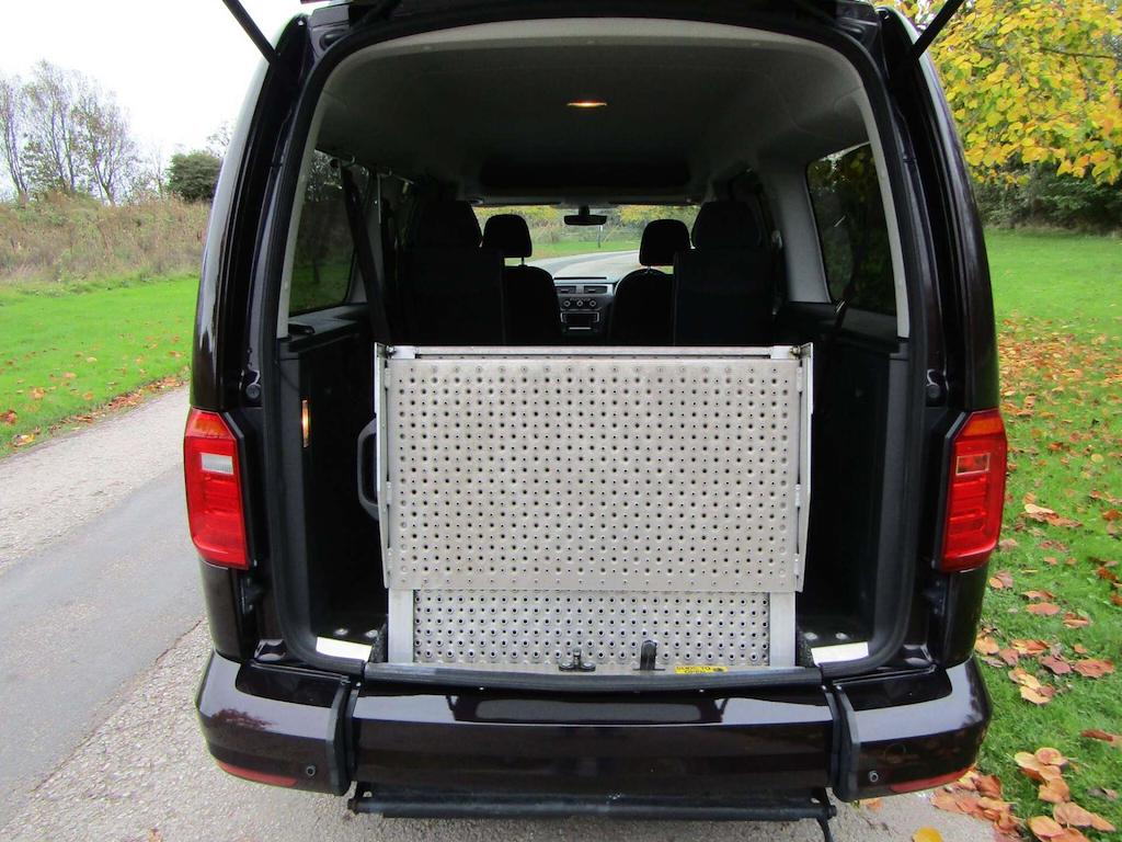 
								Volkswagen Caddy Maxi Life full									