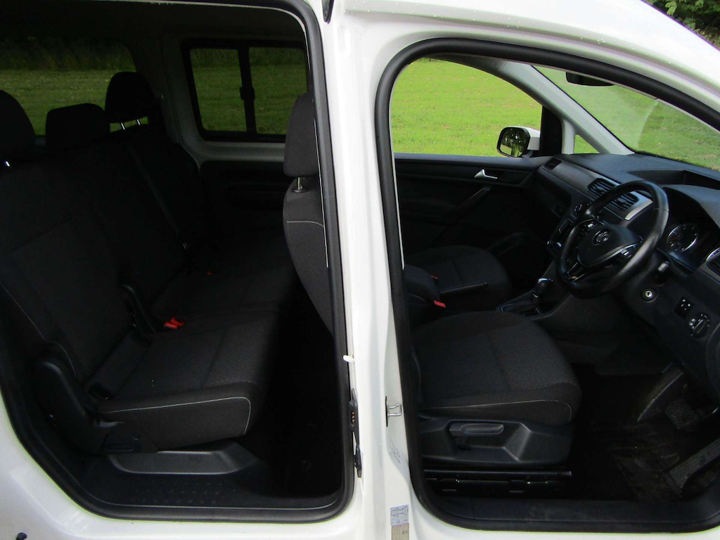 
								Volkswagen Caddy Maxi Life full									