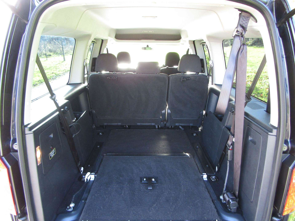 
								Volkswagen Caddy Maxi Life full									