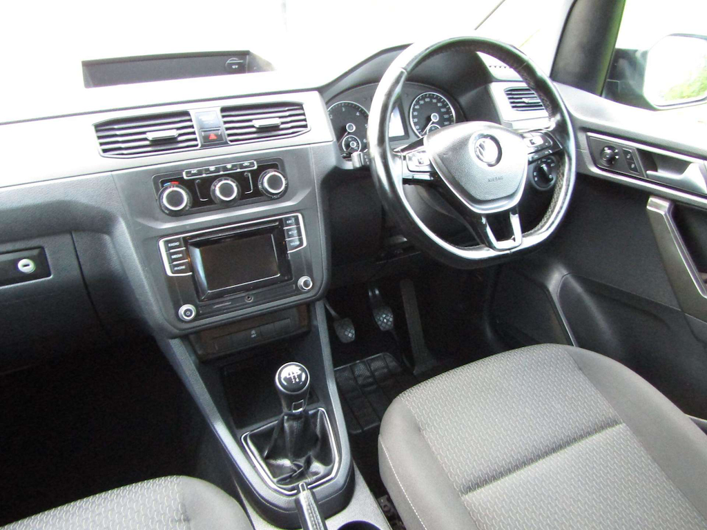 
								Volkswagen Caddy Maxi Life full									