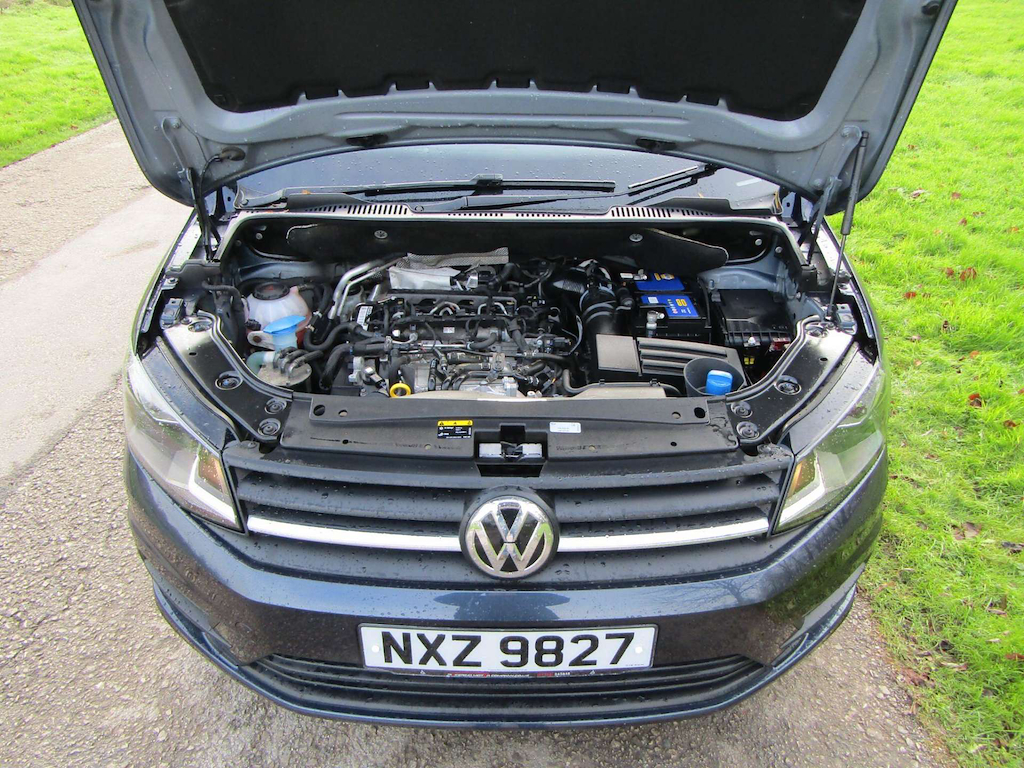 
								Volkswagen Caddy Maxi Life full									