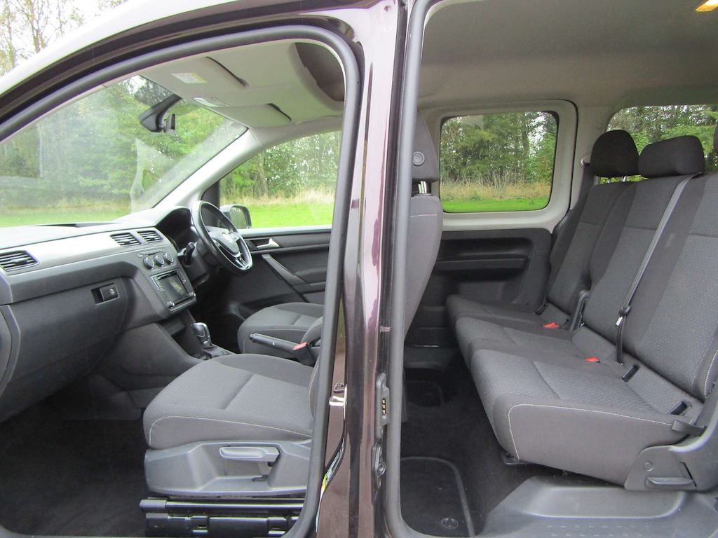 
								Volkswagen Caddy Maxi Life full									