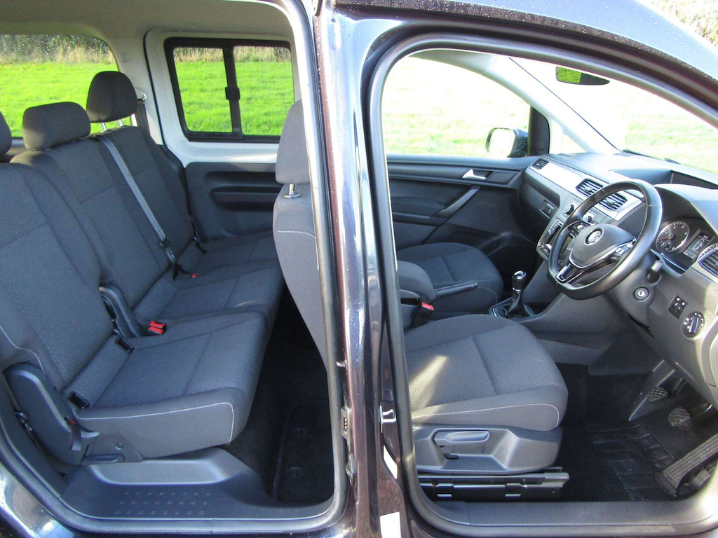 
								Volkswagen Caddy Maxi Life full									