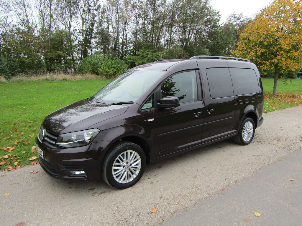 
								Volkswagen Caddy Maxi Life full									