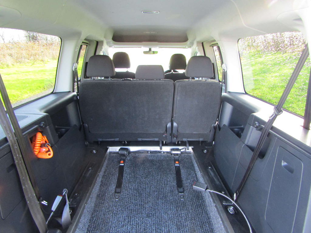 
								Volkswagen Caddy Maxi Life full									