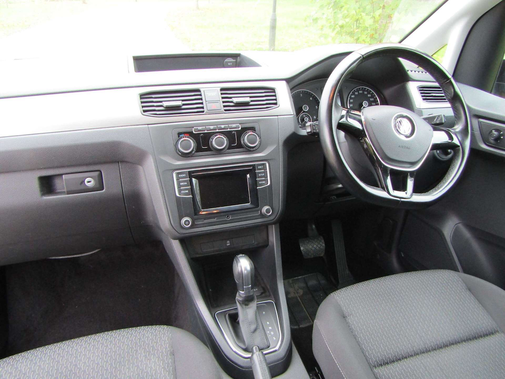 
								Volkswagen Caddy Maxi Life full									