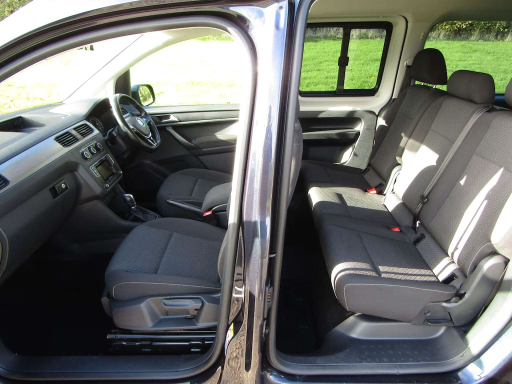 
								Volkswagen Caddy Maxi Life full									