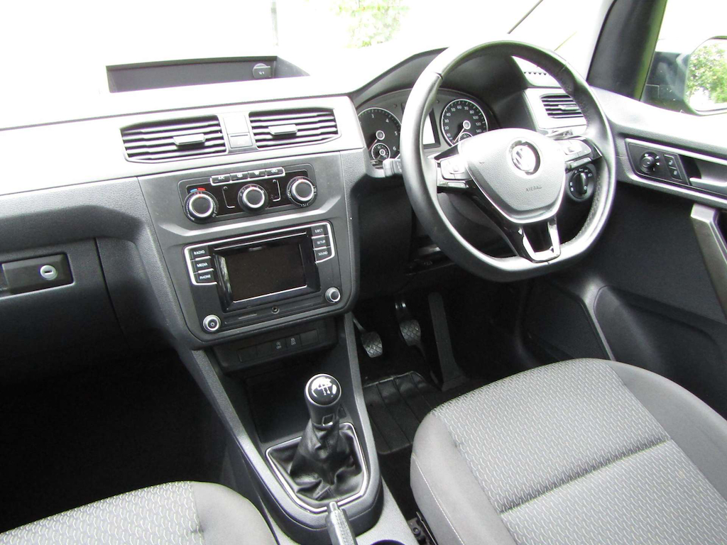 
								Volkswagen Caddy Maxi Life full									