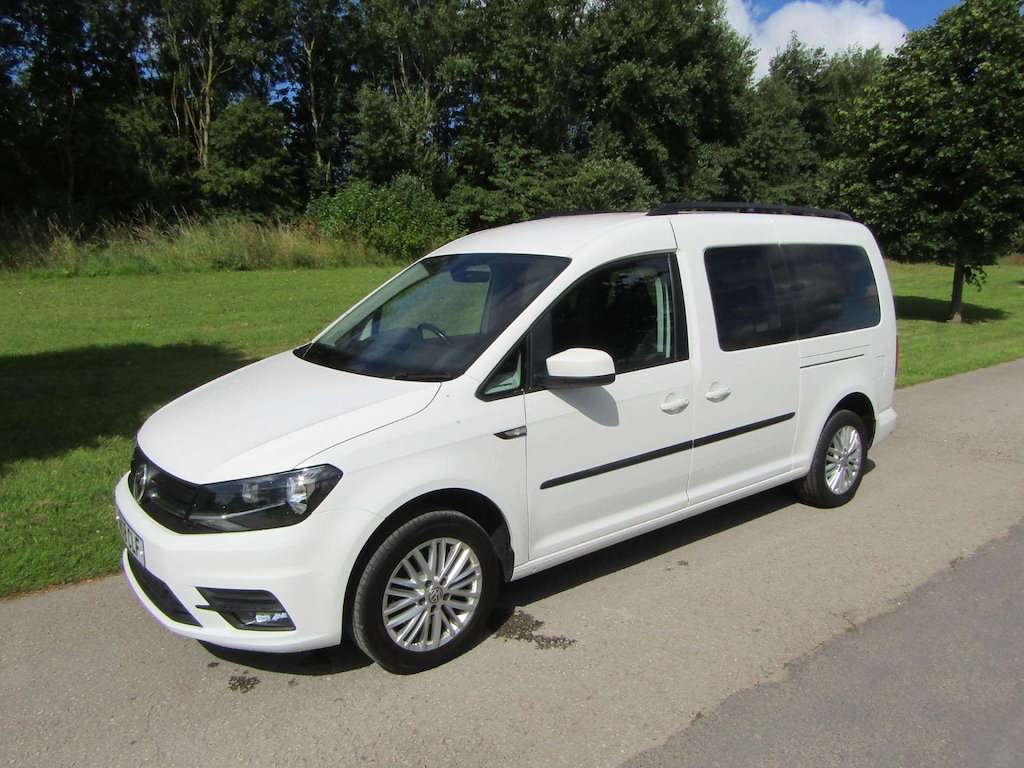 
								Volkswagen Caddy Maxi Life full									