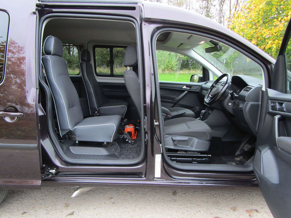 
								Volkswagen Caddy Maxi Life full									