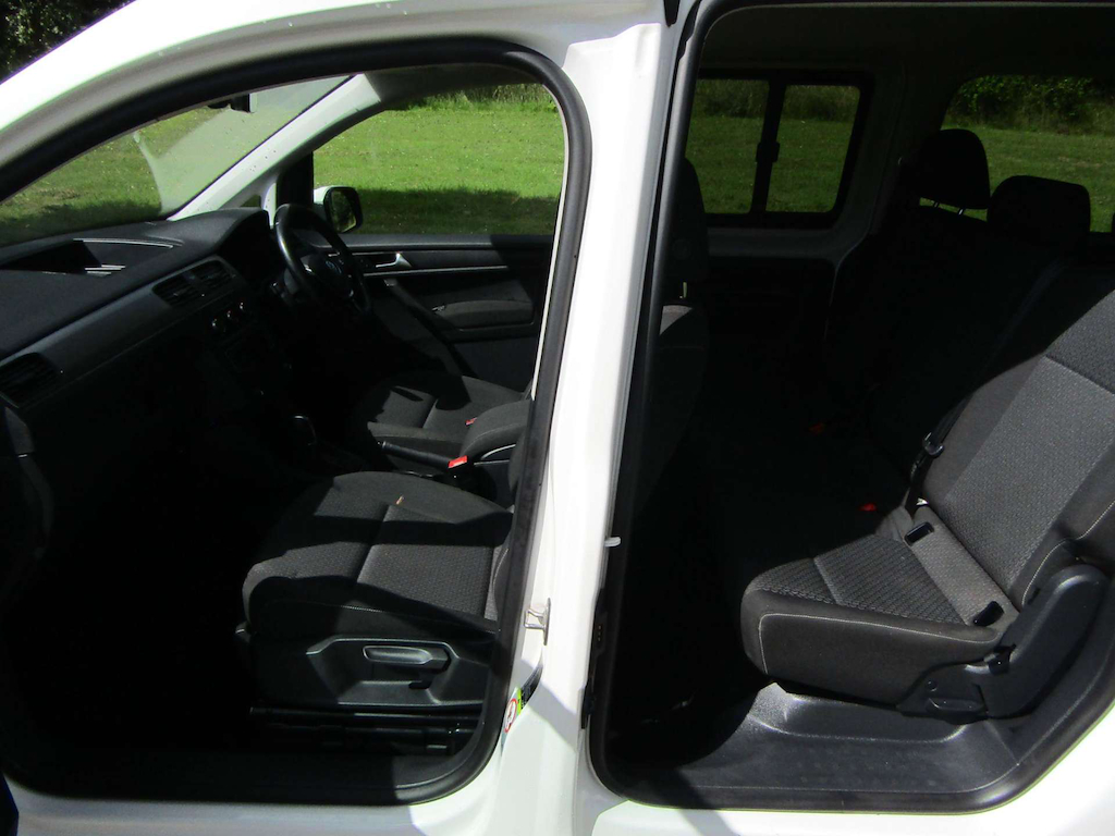 
								Volkswagen Caddy Maxi Life full									
