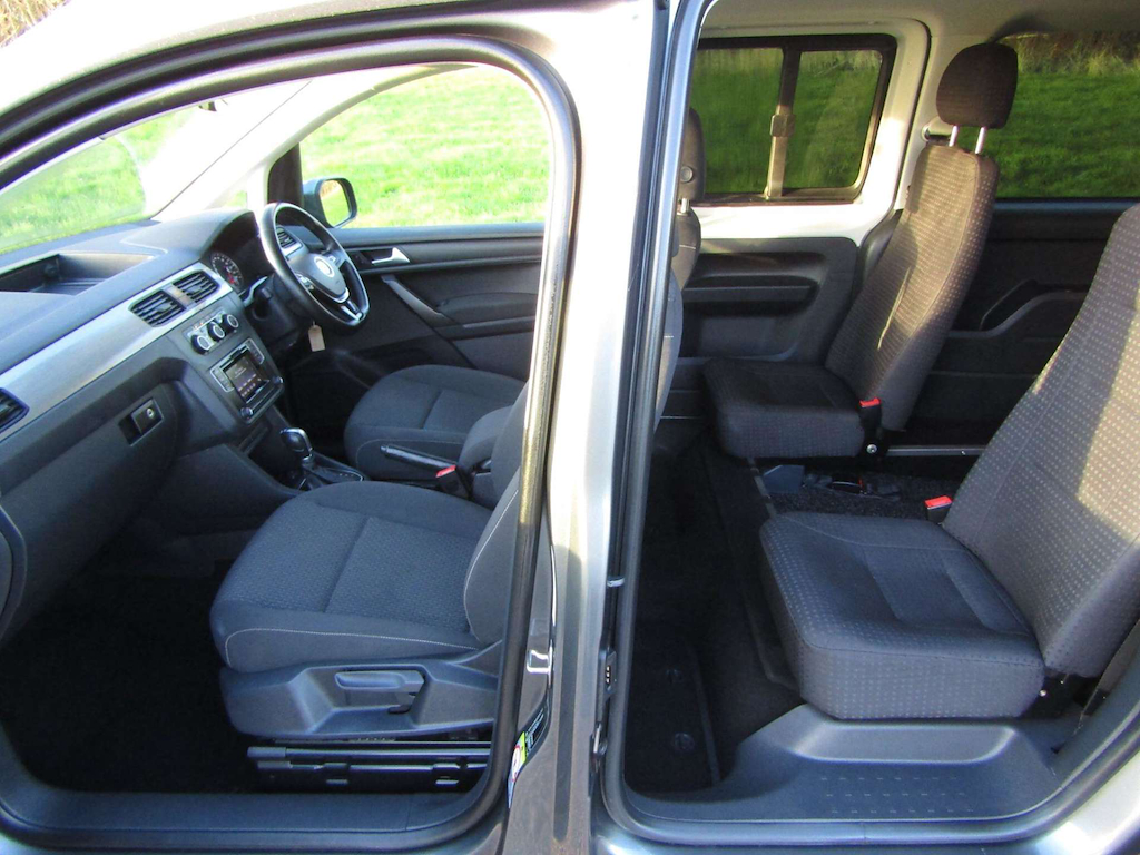 
								Volkswagen Caddy Maxi Life full									