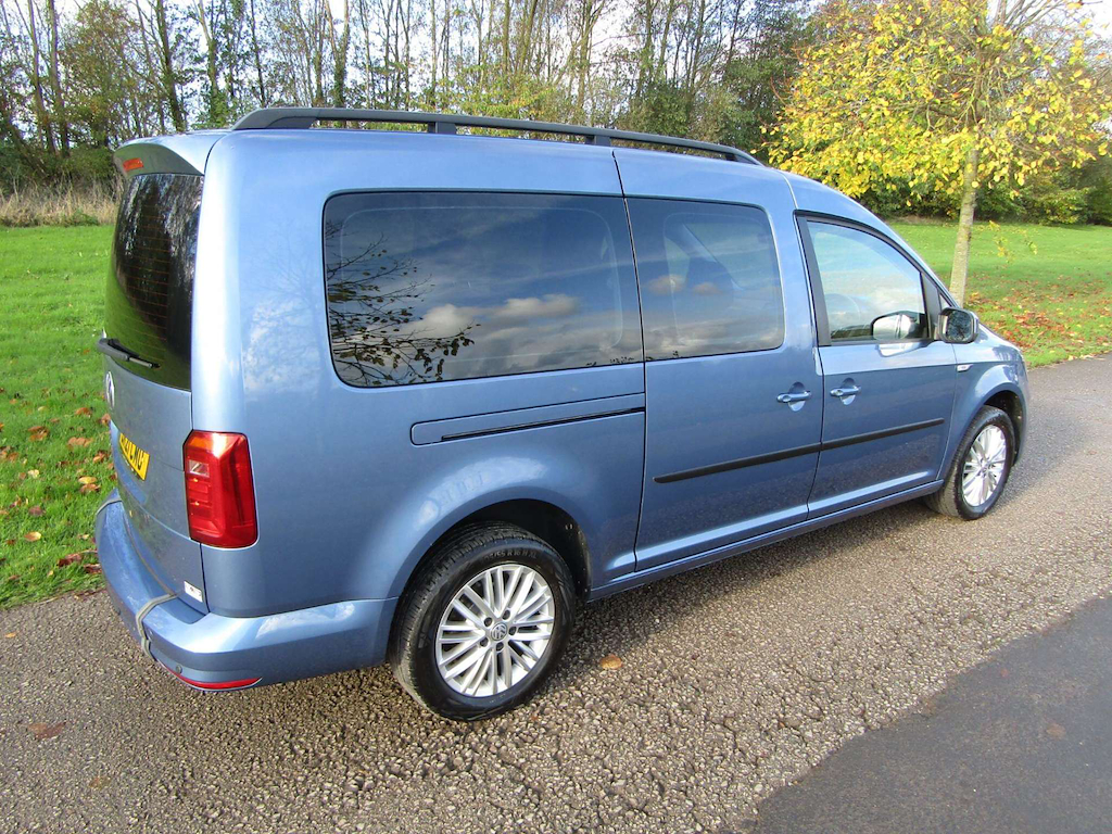 
								Volkswagen Caddy Maxi Life full									