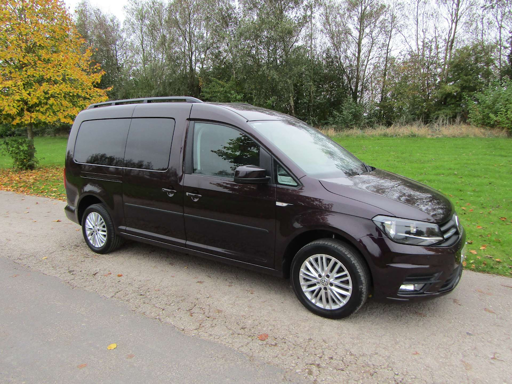 
								Volkswagen Caddy Maxi Life full									