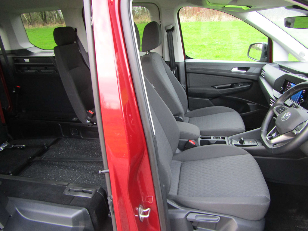 
								Volkswagen Caddy full									