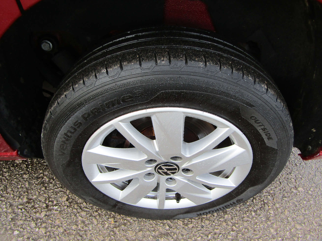 
								Volkswagen Caddy full									