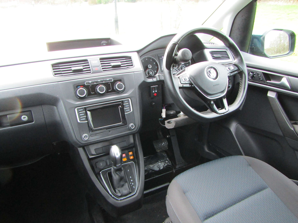 
								Volkswagen Caddy full									