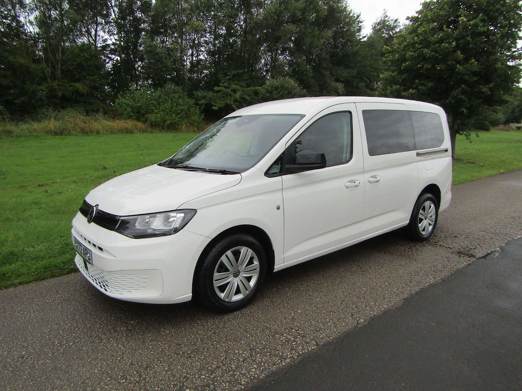 
								Volkswagen Caddy Maxi Life full									