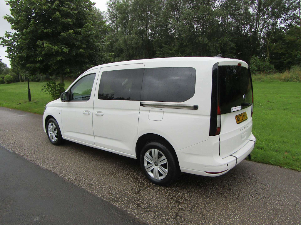 
								Volkswagen Caddy Maxi Life full									