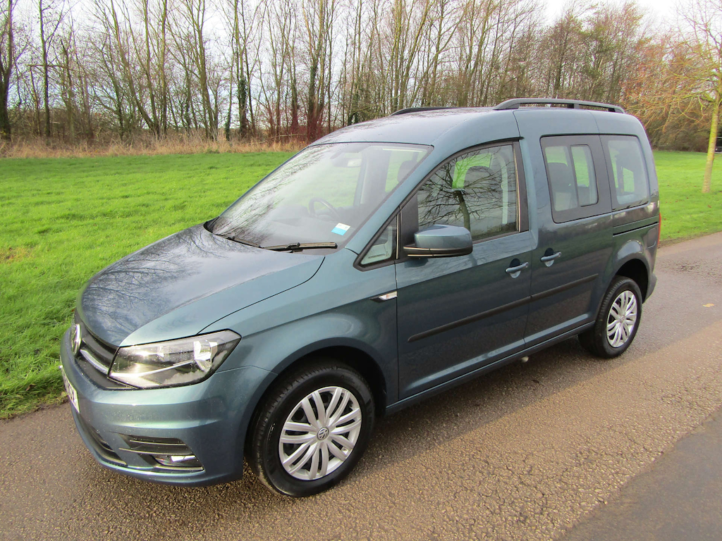 
								Volkswagen Caddy full									