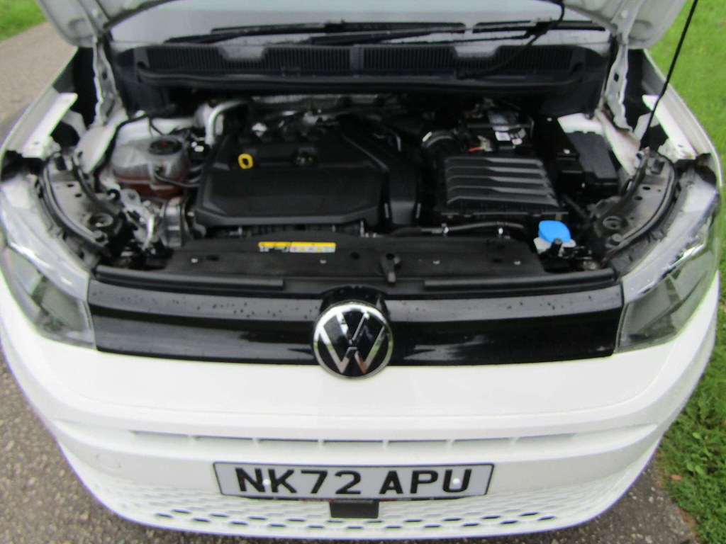 
								Volkswagen Caddy Maxi Life full									