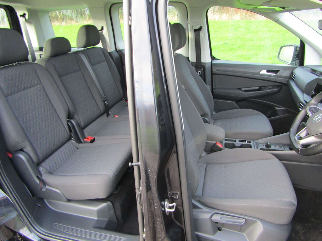 
								Volkswagen Caddy full									